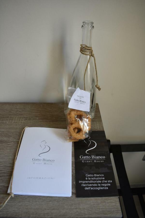 Gatto Bianco Duchessa Bed & Breakfast Bari Ngoại thất bức ảnh
